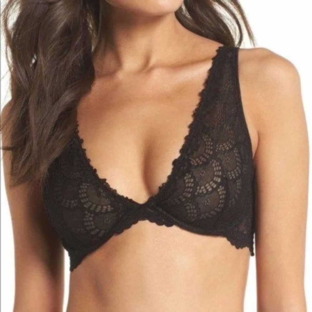 NWT Free People Black Lace Plunge Bra Size 32D